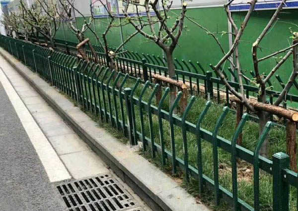 綠化帶圍欄價(jià)格 綠化帶圍欄價(jià)格