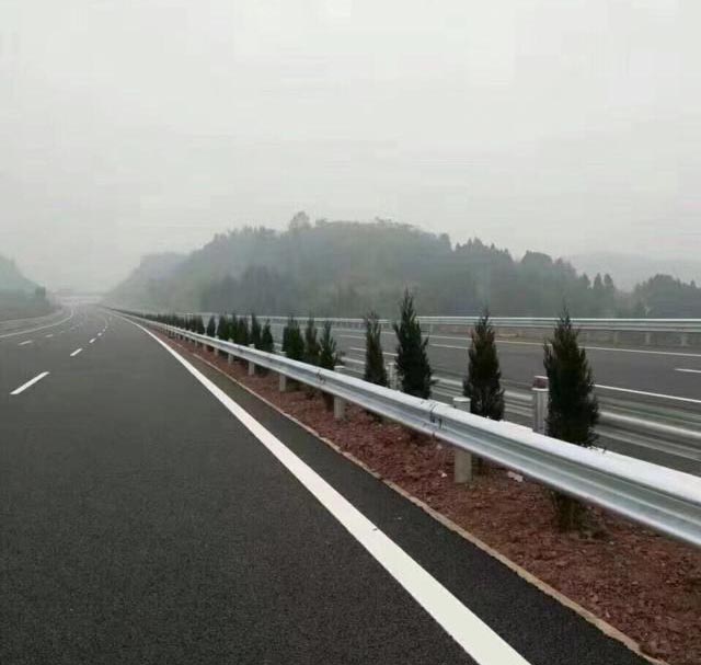 ���ι�·�o�ڃr��